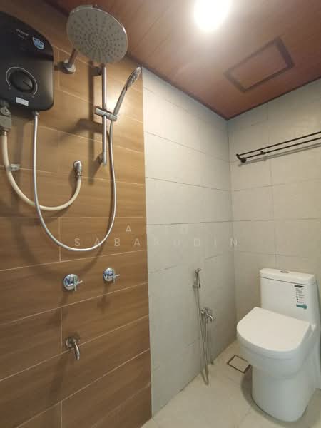 Kondominium untuk Dijual di Riana Green East - Abid Sabarudin - Bathroom - PropertyGuru.com.my