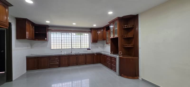 Rumah Teres 2.5 Tingkat untuk Dijual di Ampang Jaya (Ampang) - Mr. Ling - Kitchen - PropertyGuru.com.my