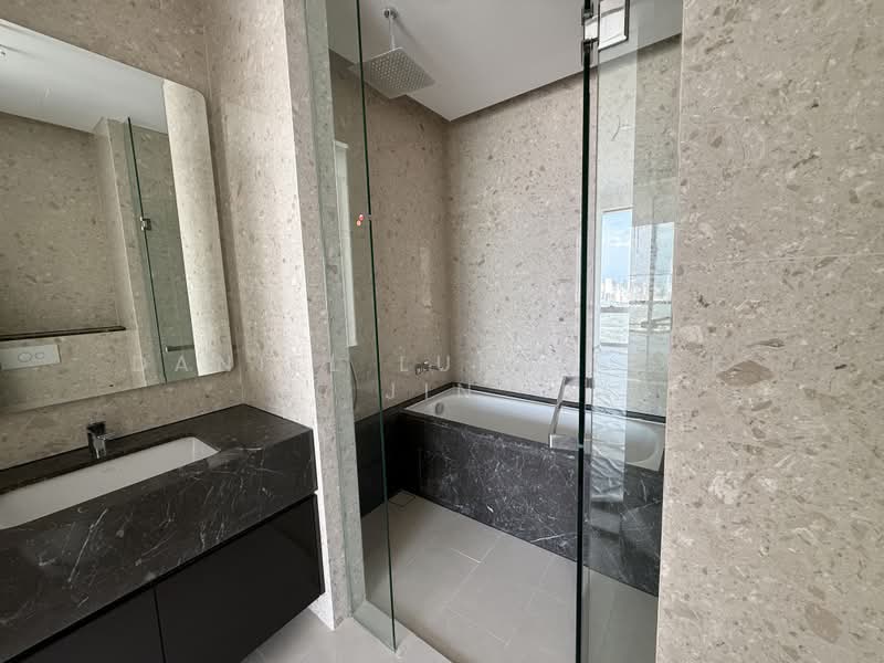 Service Residence for Sale at Pavilion Damansara Heights - Daniel Luke Teck Jin - Bathroom - PropertyGuru.com.my