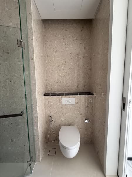 Service Residence for Sale at Pavilion Damansara Heights - Daniel Luke Teck Jin - Bathroom - PropertyGuru.com.my