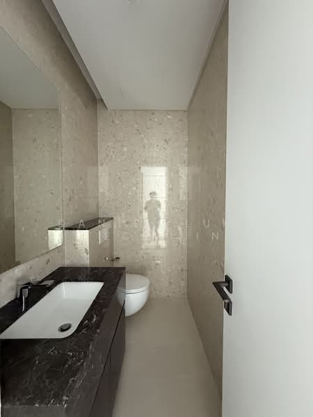Service Residence for Sale at Pavilion Damansara Heights - Daniel Luke Teck Jin - Bathroom - PropertyGuru.com.my
