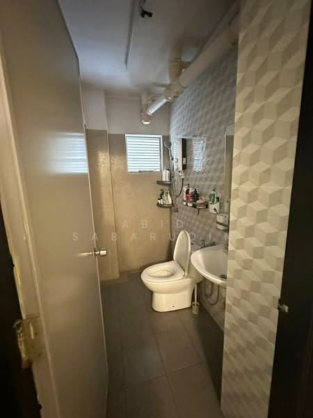 Pangsapuri untuk Dijual di Winner Court B - Abid Sabarudin - Bathroom - PropertyGuru.com.my