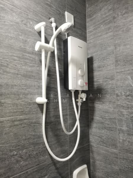 Service Residence for Rent at Gaya Resort Homes - Jaleela Banu Ahmad - Bathroom - PropertyGuru.com.my