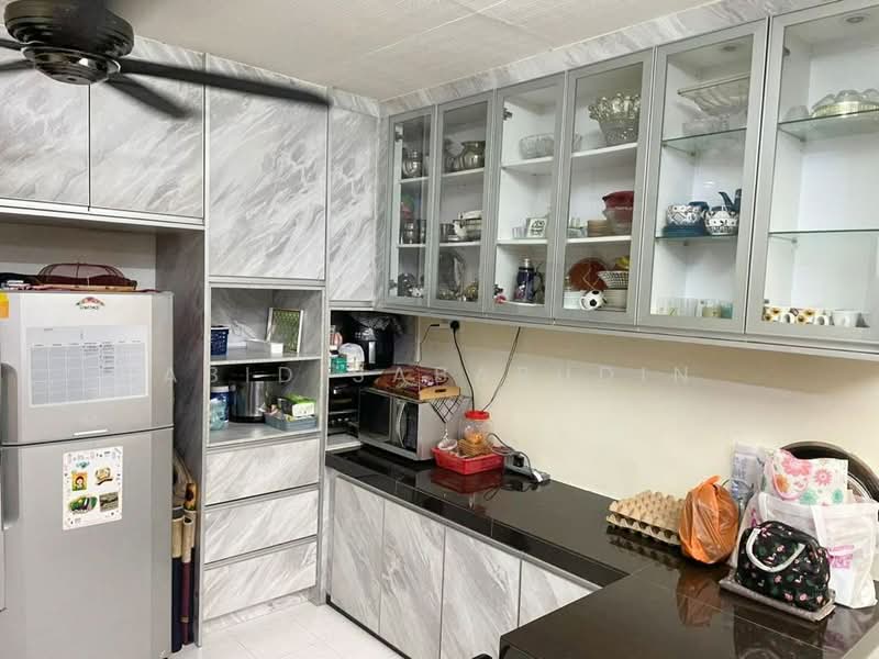 Rumah Teres 1.5 Tingkat untuk Dijual di Kepong Baru (Kepong) - Abid Sabarudin - Kitchen - PropertyGuru.com.my