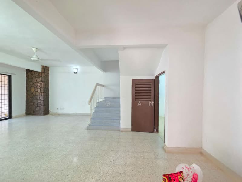 Semi-Detached House for Sale in SS 3, Taman Universiti (Petaling Jaya) - Ong Yan - Living Room - PropertyGuru.com.my