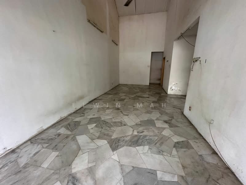 1-storey Terraced House for Sale in Taman Velox (Rawang) - Elwin Mah - Interior - PropertyGuru.com.my