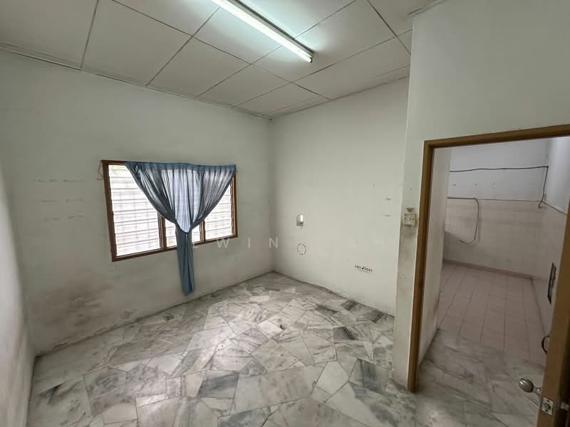 1-storey Terraced House for Sale in Taman Velox (Rawang) - Elwin Mah - Interior - PropertyGuru.com.my