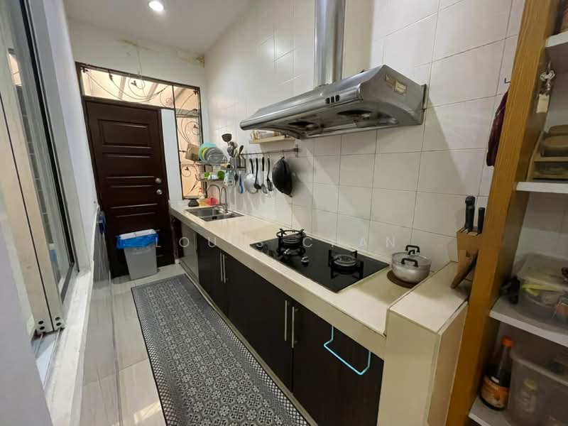 Semi-Detached House for Sale in Taman Aman Perdana (Kapar) - Louis Chan - Kitchen - PropertyGuru.com.my