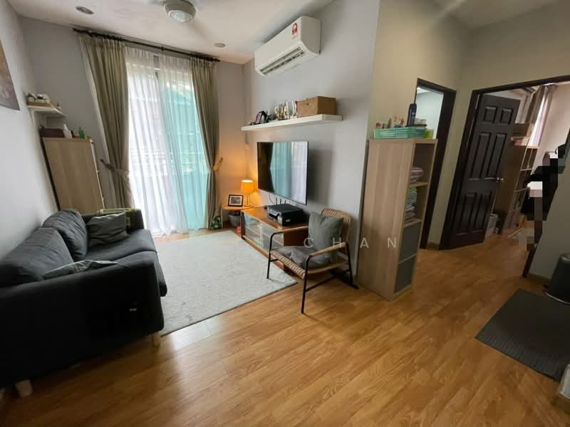 Semi-Detached House for Sale in Taman Aman Perdana (Kapar) - Louis Chan - Living Room - PropertyGuru.com.my