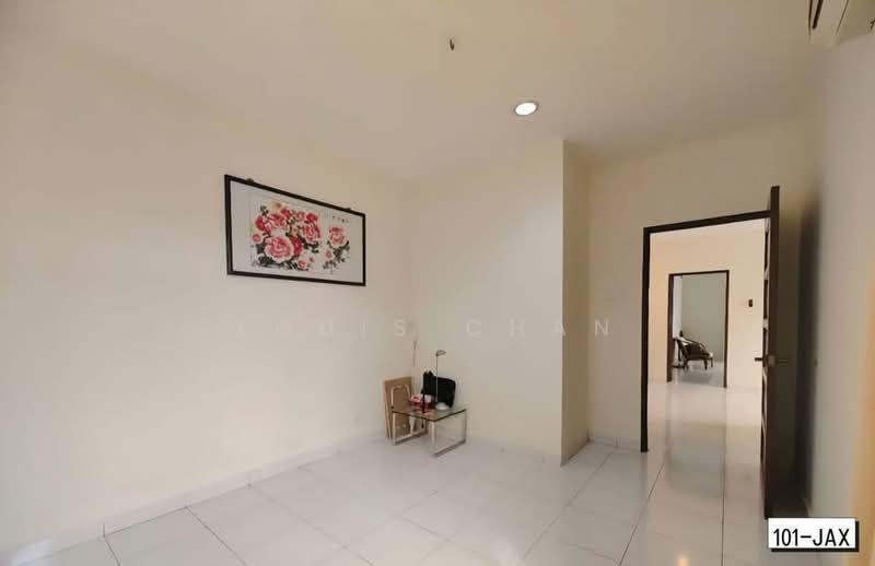 Semi-Detached House for Sale in Taman Aman Perdana (Kapar) - Louis Chan - Interior - PropertyGuru.com.my