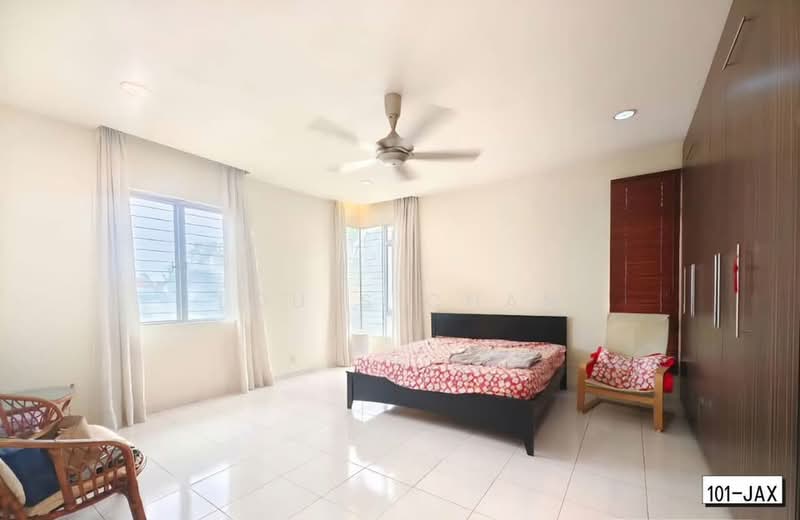 Semi-Detached House for Sale in Taman Aman Perdana (Kapar) - Louis Chan - Bedroom - PropertyGuru.com.my