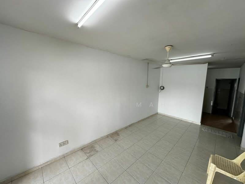 1-storey Terraced House for Sale in Desa Kuala Garing (Rawang) - Elwin Mah - Interior - PropertyGuru.com.my