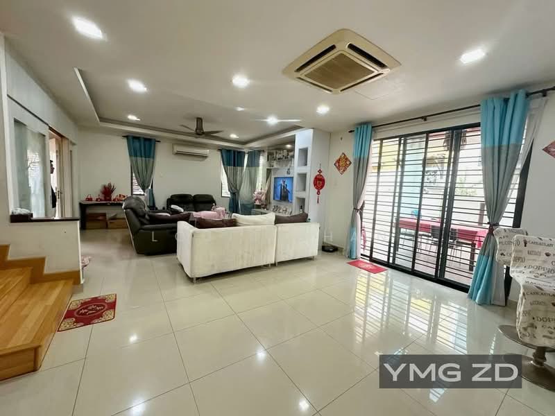 Bungalow for Sale in Taman Aman Perdana (Kapar) - Louis Chan - Living Room - PropertyGuru.com.my