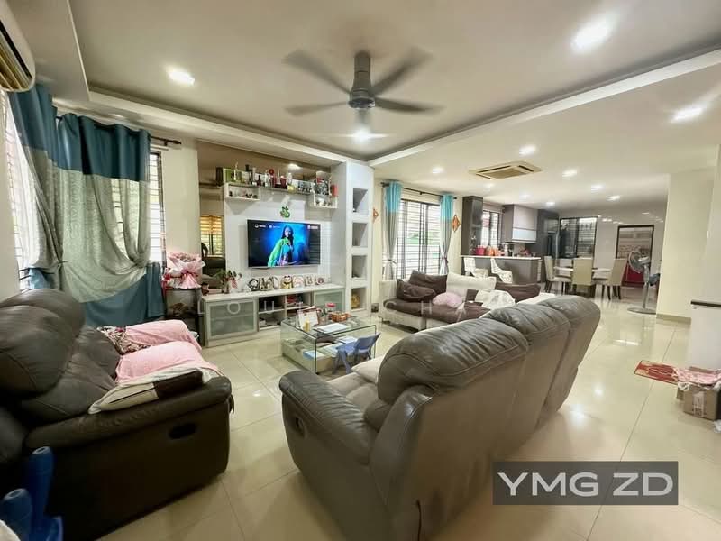 Bungalow for Sale in Taman Aman Perdana (Kapar) - Louis Chan - Living Room - PropertyGuru.com.my