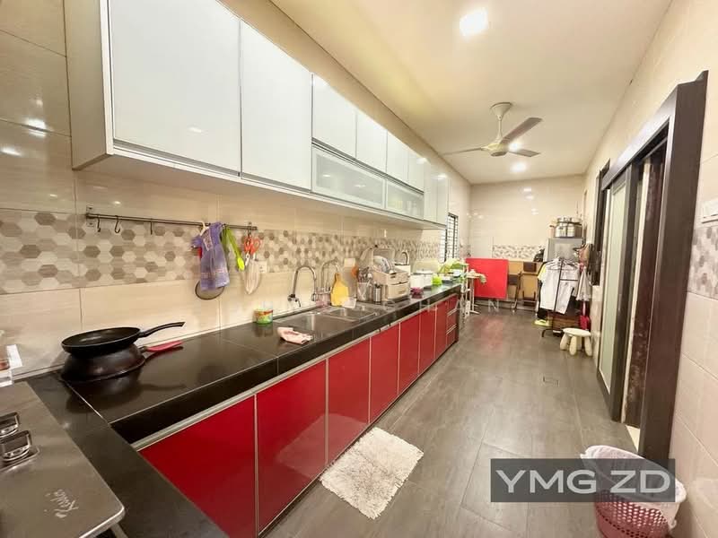 Bungalow for Sale in Taman Aman Perdana (Kapar) - Louis Chan - Kitchen - PropertyGuru.com.my