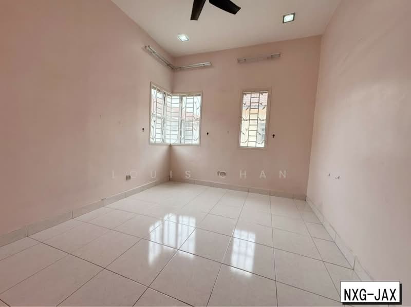 Semi-Detached House for Sale in Taman Aman Perdana (Kapar) - Louis Chan - Interior - PropertyGuru.com.my