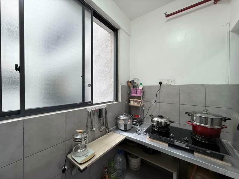 Service Residence for Rent at GM Residence Remia - John Tee - Kitchen - PropertyGuru.com.my