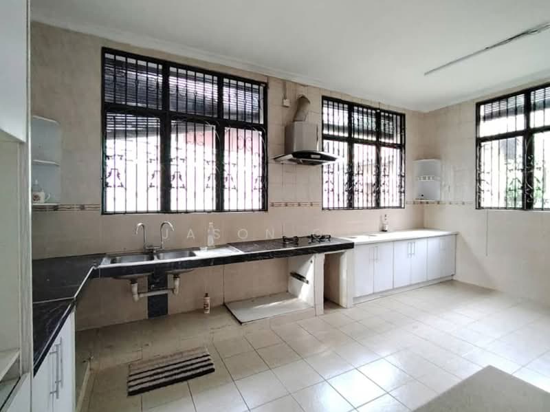 Bungalow for Sale in Seksyen 27 (Shah Alam) - Jason Ooi - Kitchen - PropertyGuru.com.my