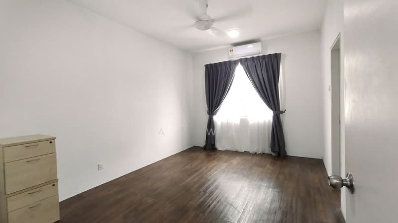 Rumah Teres 2 Tingkat untuk Dijual di Dengkil (Selangor) - Wai Wai - PropertyGuru.com.my