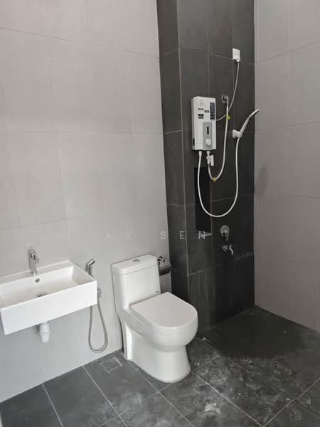 Rumah Teres 2 Tingkat untuk Disewa di Taman Mount Austin (Tebrau) - XY Sen - PropertyGuru.com.my