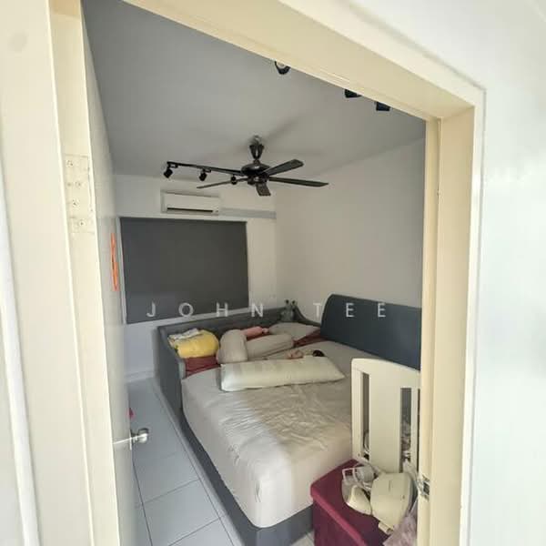 Pangsapuri untuk Dijual di Seri Pinang - John Tee - Bedroom - PropertyGuru.com.my