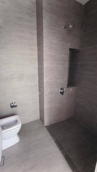 Semi-Detached House for Sale in Bandar Tropicana Aman (Telok Panglima Garang) - P Utahma Raj - PropertyGuru.com.my
