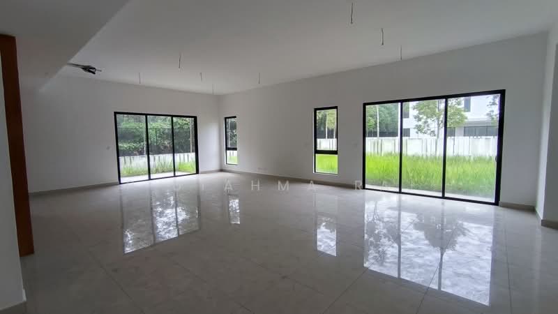 Semi-Detached House for Sale in Bandar Tropicana Aman (Telok Panglima Garang) - P Utahma Raj - PropertyGuru.com.my
