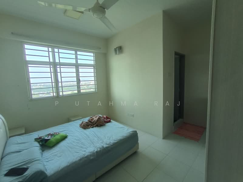 Pangsapuri untuk Dijual di Pinang Laguna - P Utahma Raj - Bedroom - PropertyGuru.com.my