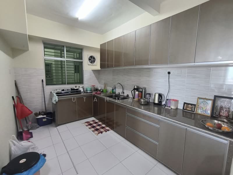 Pangsapuri untuk Dijual di Pinang Laguna - P Utahma Raj - Kitchen - PropertyGuru.com.my