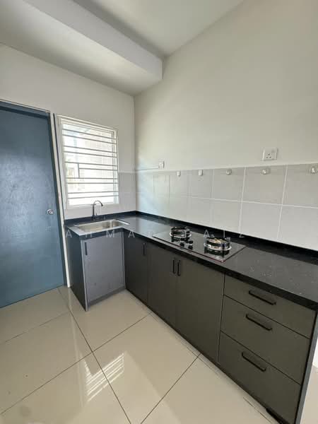 2-storey Terraced House for Rent in Cybersouth (Dengkil) - Ahmad Faiz - Kitchen - PropertyGuru.com.my