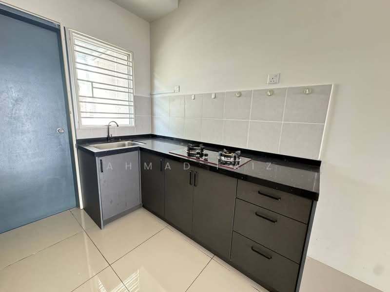 2-storey Terraced House for Rent in Cybersouth (Dengkil) - Ahmad Faiz - Kitchen - PropertyGuru.com.my