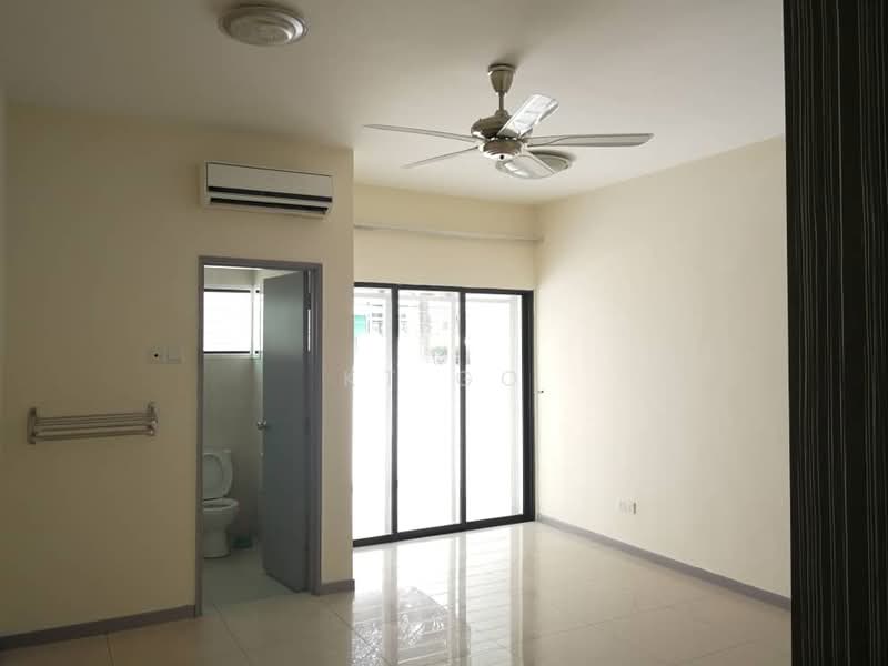 Townhouse for Sale in Bandar Bukit Puchong 2 (Puchong) - KT Go - Bathroom - PropertyGuru.com.my