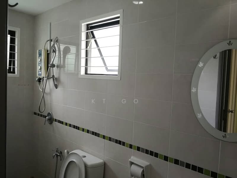 Townhouse for Sale in Bandar Bukit Puchong 2 (Puchong) - KT Go - Bathroom - PropertyGuru.com.my