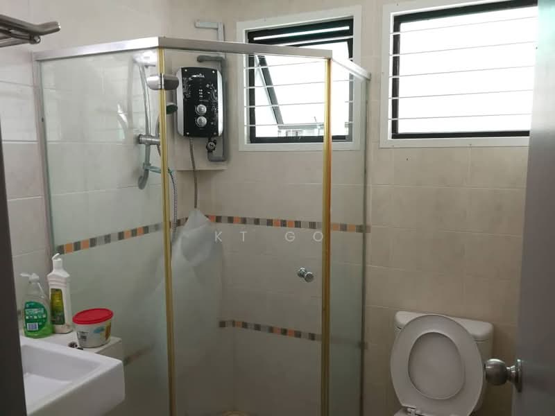 Townhouse for Sale in Bandar Bukit Puchong 2 (Puchong) - KT Go - Bathroom - PropertyGuru.com.my