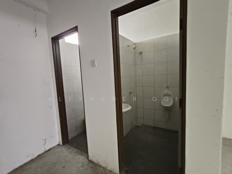 Shop / Office for Rent in Jitra (Kedah) - Alexander Ooi - Bathroom - PropertyGuru.com.my