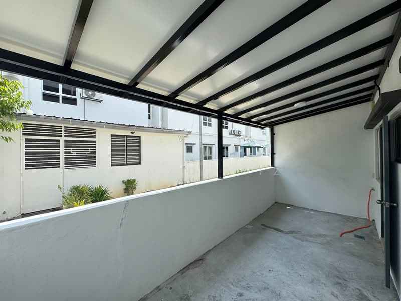 2-storey Terraced House for Rent in Cybersouth (Dengkil) - Ahmad Faiz - Balcony - PropertyGuru.com.my