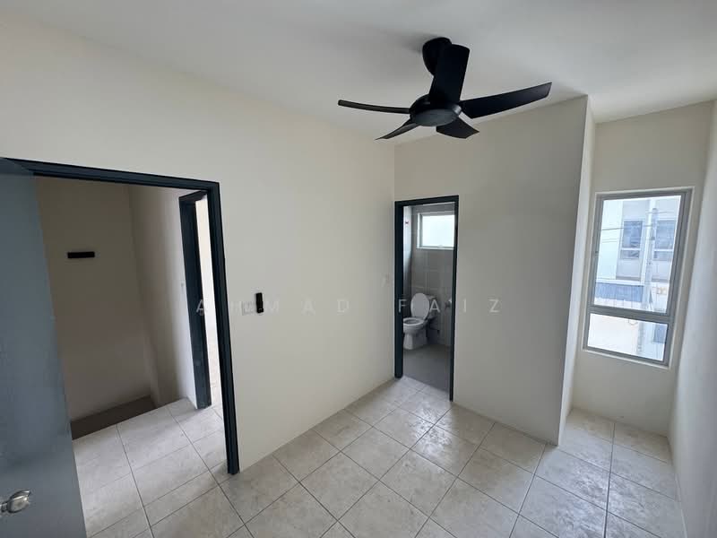 2-storey Terraced House for Rent in Cybersouth (Dengkil) - Ahmad Faiz - Bathroom - PropertyGuru.com.my