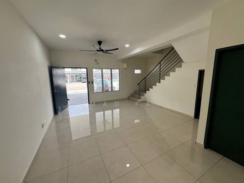 2-storey Terraced House for Rent in Cybersouth (Dengkil) - Ahmad Faiz - Living Room - PropertyGuru.com.my