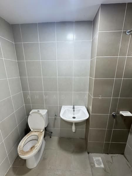 2-storey Terraced House for Rent in Cybersouth (Dengkil) - Ahmad Faiz - Bathroom - PropertyGuru.com.my