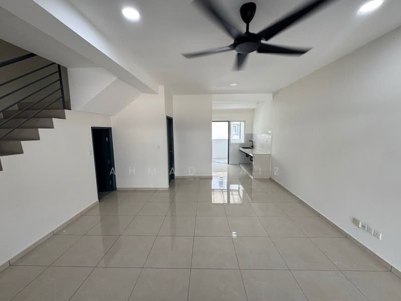 2-storey Terraced House for Rent in Cybersouth (Dengkil) - Ahmad Faiz - Living Room - PropertyGuru.com.my
