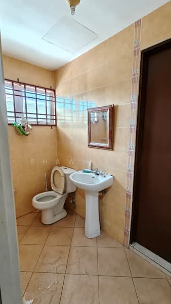 2-storey Terraced House for Sale in Taman Merbok (Bukit Baru) - Shawn Teh - Bathroom - PropertyGuru.com.my
