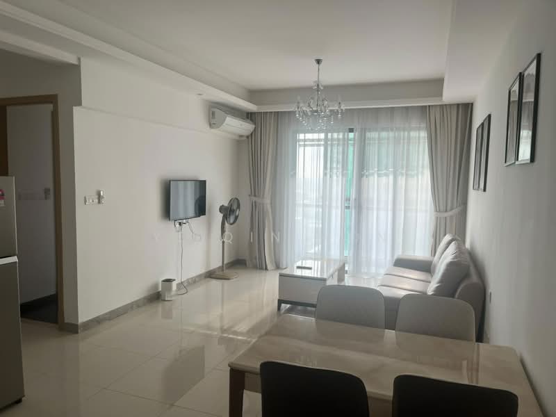 Kediaman Servis untuk Disewa di R&F Princess Cove Phase 1 - Ye Qin Won - Living Room - PropertyGuru.com.my