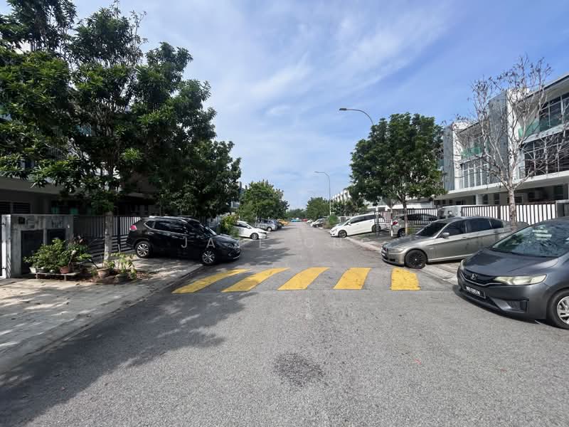 3-storey Terraced House for Sale in Kajang (Selangor) - Jaze Ong - Exterior - PropertyGuru.com.my