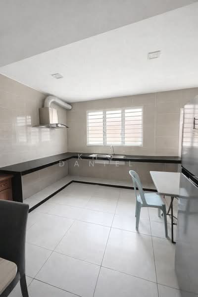 Rumah Teres 2 Tingkat untuk Dijual di Kota Kemuning (Shah Alam) - Kho Daniel - Kitchen - PropertyGuru.com.my