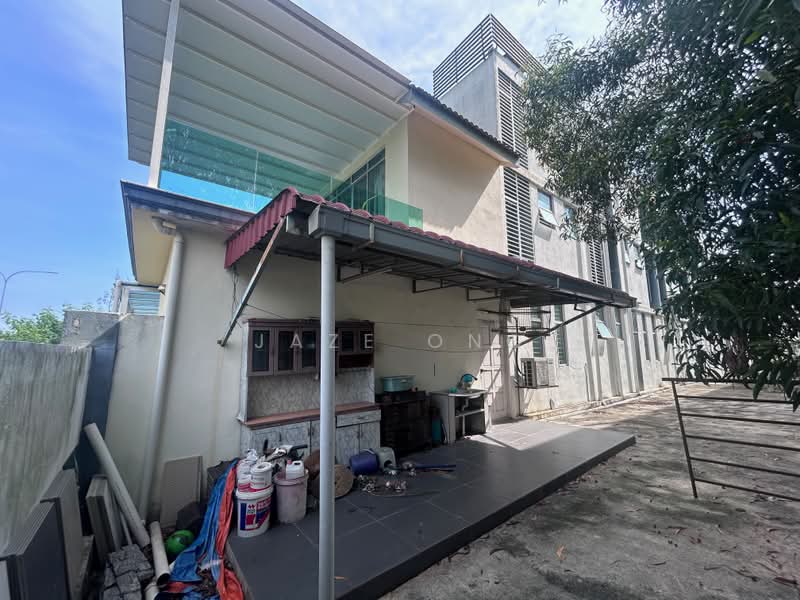 3-storey Terraced House for Sale in Kajang (Selangor) - Jaze Ong - Exterior - PropertyGuru.com.my