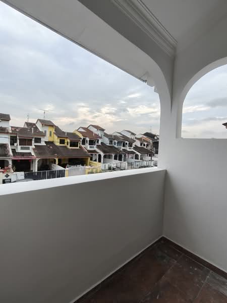Rumah Teres 2 Tingkat untuk Dijual di Bandar Cemerlang (Ulu Tiram) - Sammi Hoo - PropertyGuru.com.my