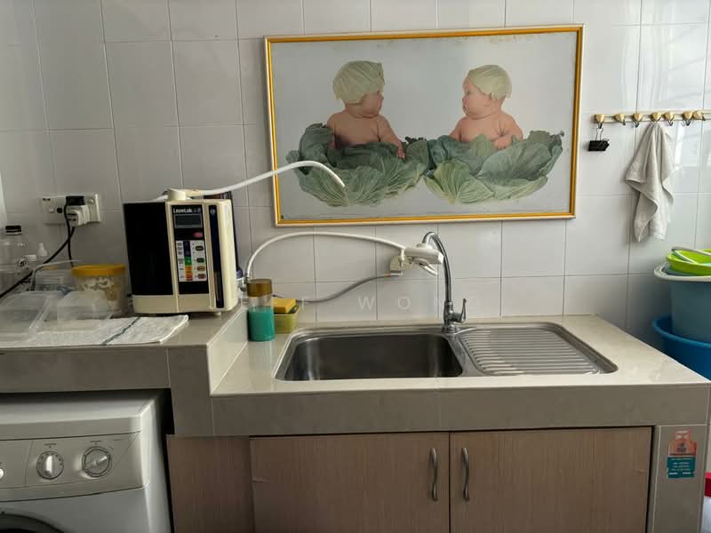 Rumah Teres 2-Tingkat untuk Dijual di Seri Utama Damansara (Kota Damansara) - Jeff Wong - Kitchen - PropertyGuru.com.my