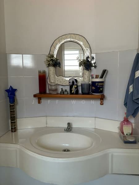 Rumah Teres 2-Tingkat untuk Dijual di Seri Utama Damansara (Kota Damansara) - Jeff Wong - Bathroom - PropertyGuru.com.my