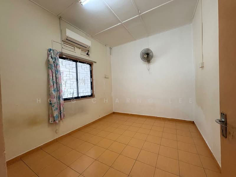 1-storey Terraced House for Rent in Johor Bahru (Johor) - Hong Charng Lee - Interior - PropertyGuru.com.my