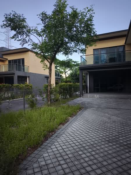 Vila Berkembar untuk Dijual di Forest City (Gelang Patah) - Alicia Lim - PropertyGuru.com.my
